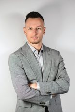 Wojciech-Zakrzewski-scaled